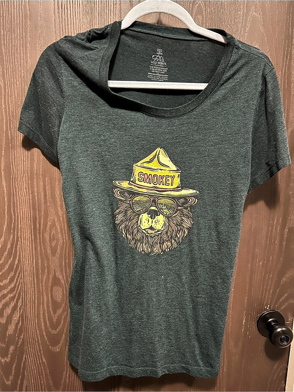 Wild Tribute Smokey the Groovy Bear T-Shirt Green